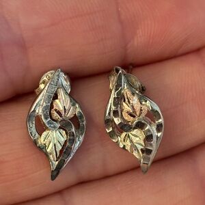 Vintage Black Hills Gold 10K Tri-Color Post Earrings